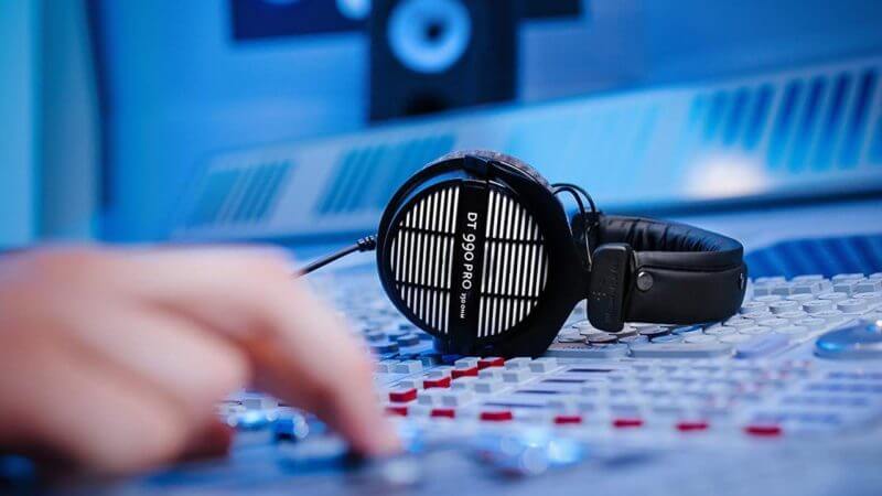 Beyerdynamic DT 990 PRO vezetékes fejhallgató - Galéria
